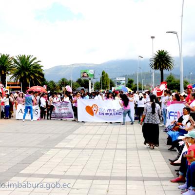 Caminata Parque Ciudad De Ibarra